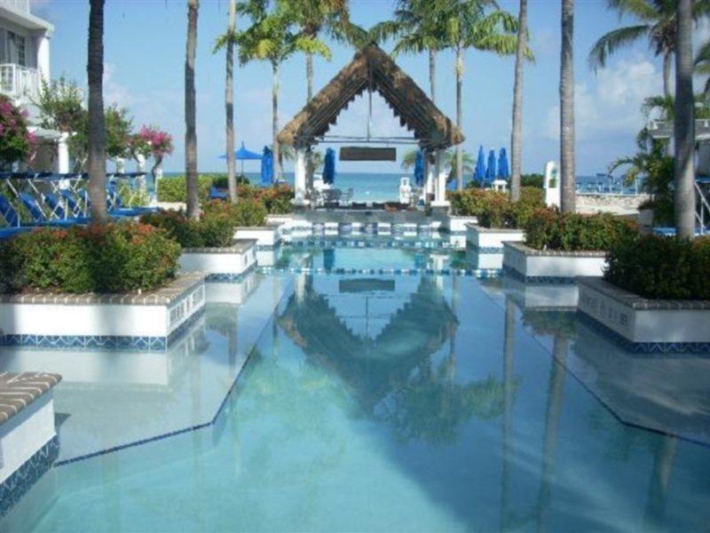 Grand Cayman Beach Suites Seven Mile Beach Exteriör bild